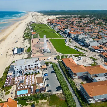 Apartment T2 A 2 Pas De La Avec Terrasses, Parking Et Local Velo - 5 Pers, Menage Inclus - Fr-1-319-435