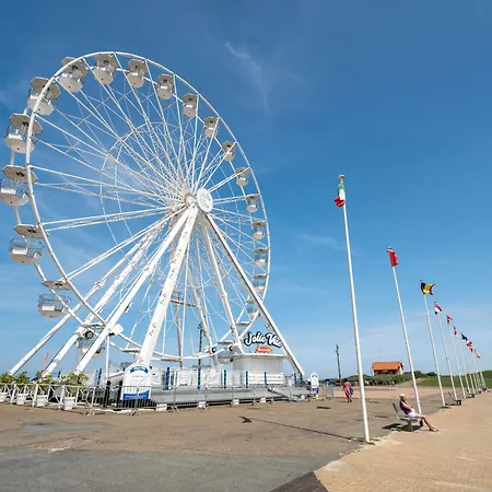 T2 A 2 Pas De La Avec Terrasses, Parking Et Local Velo - 5 Pers, Menage Inclus - Fr-1-319-435